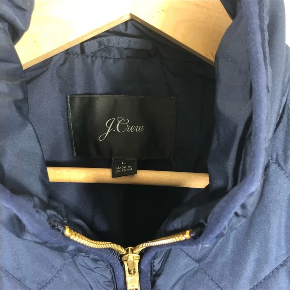 J. Crew Excursion vest in recycled poly with PrimaLoft® fill in navy blue - Picture 4 of 5
